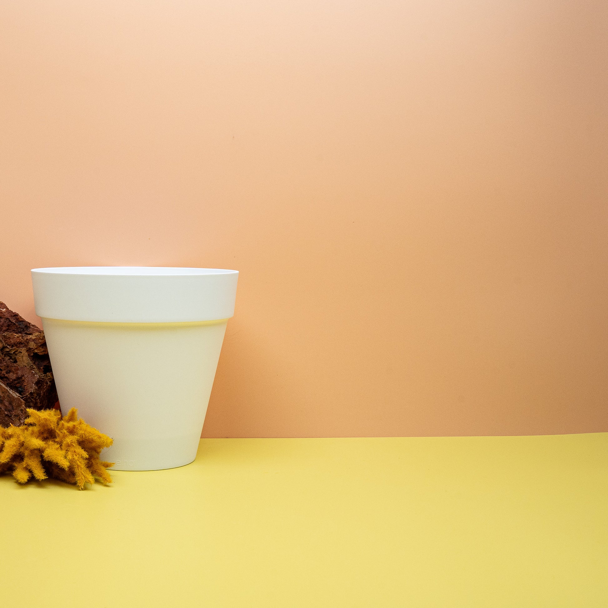 ÜBERTOPF - ELHO LOFT URBAN RUND WEISS online bestellen bei potflourri